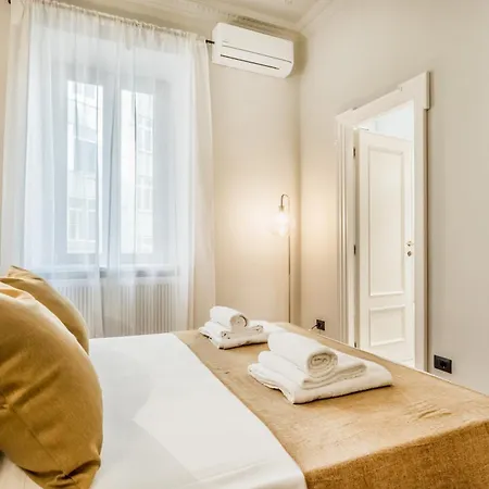 Bbhome Eleganza E Comfort Unico In San Giovanni District Apartman