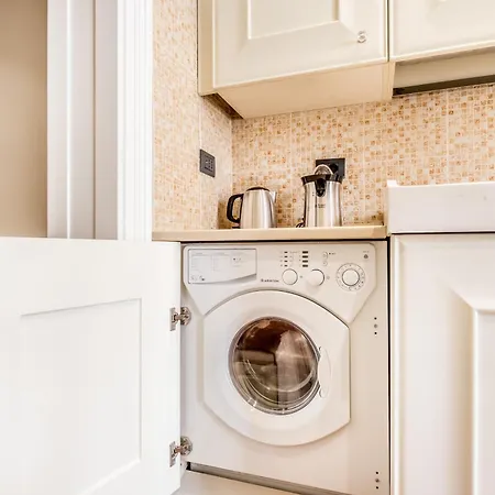 Bbhome Eleganza E Comfort Unico In San Giovanni District 아파트 *